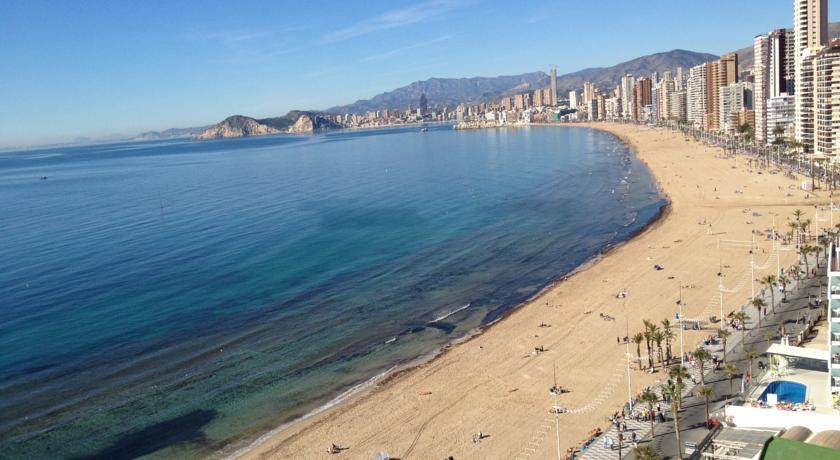 Las Carabelas Apartments Benidorm Bagian luar foto